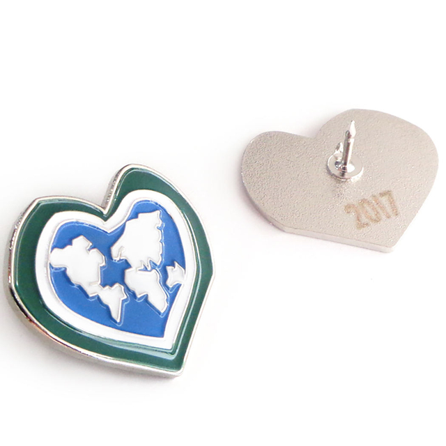 Insignia de estaño redonda de anime personalizada Insignias de botón de estaño Fabricantes de insignias de estaño