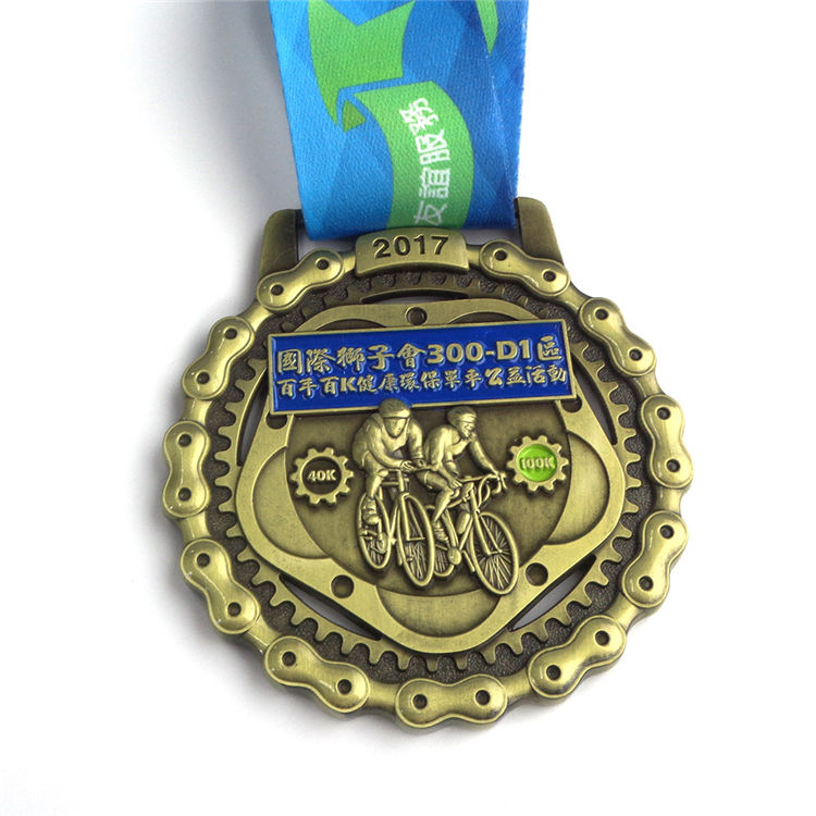 Diseñe su propia medalla de deportes de premio de producción de artesanías de metal personalizadas con cinta
