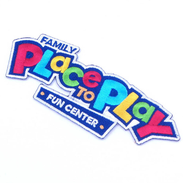 Parches de hierro con letras Chenille personalizadas de fabricación OEM