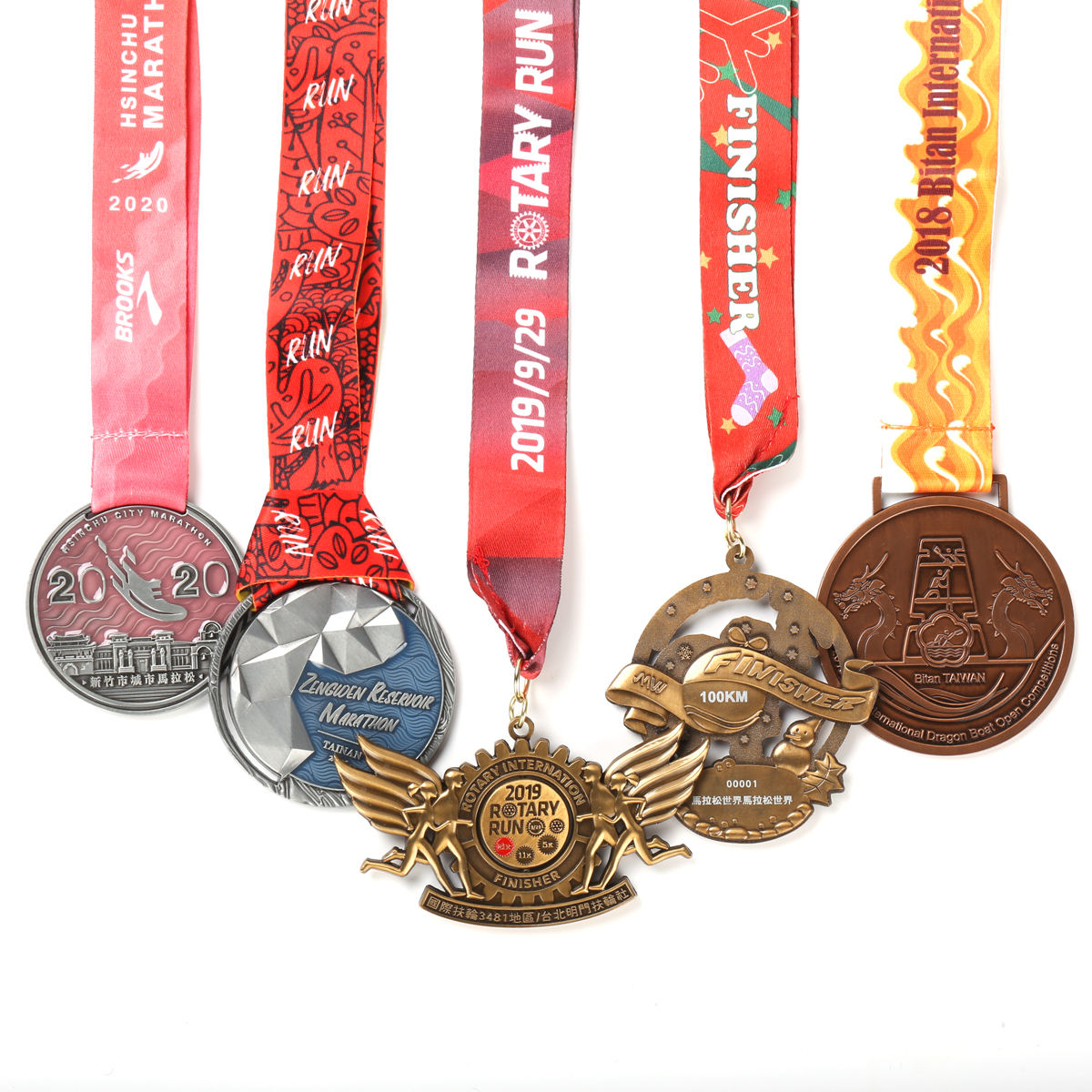 Medalla con logotipo 3D de oro de fútbol personalizado, fabricación OEM, carrera de 5K, premio deportivo de fútbol personalizado de Metal, medallas personalizadas con cinta