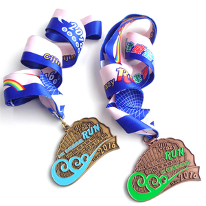 Medalla de encargo de las medallas de los deportes del maratón del funcionamiento del voleibol de la Navidad del metal con la cinta