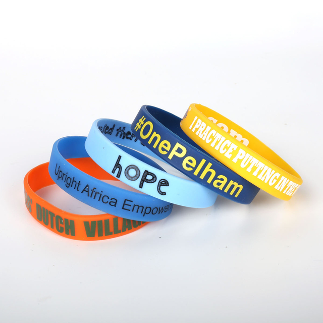 Pulsera de pulsera de silicona cruzada de buena suerte personalizada de festival de moda de la mejor calidad