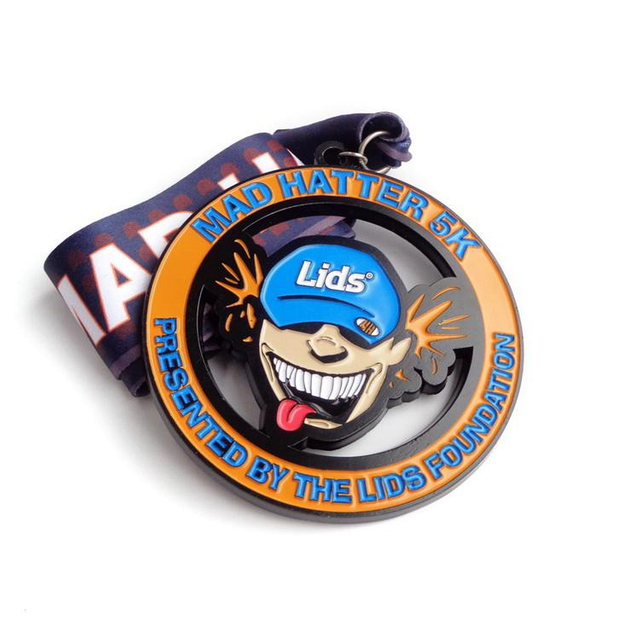 Venta caliente personalizada Running Award Medalla en blanco Nuevo diseño Award Bepoke Medalla alemana