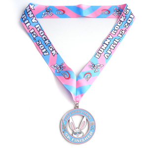 Cinturón de cinta de Color azul, blanco y rojo, personalizado o al por mayor, recuerdo de celebración, medallas de reunión deportiva, medalla escolar de Metal de aleación en blanco