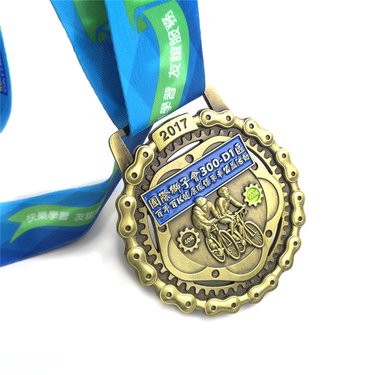 Diseñe su propia medalla de deportes de premio de producción de artesanías de metal personalizadas con cinta