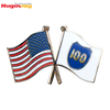 Insignia de bandera de esmalte de recuerdo personalizado, alfileres de esmalte sintético de aleación de Zinc, Pin de solapa de bandera doble con bandera pequeña