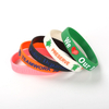 Pulsera de silicona grabada en relieve motivacional deportiva de baloncesto para niños de alta calidad personalizada para eventos